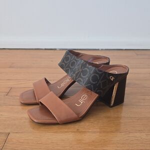 Calvin Klein Hxhenna Tan/Brown Slip On Logo Block Heel Sandals Size 7M